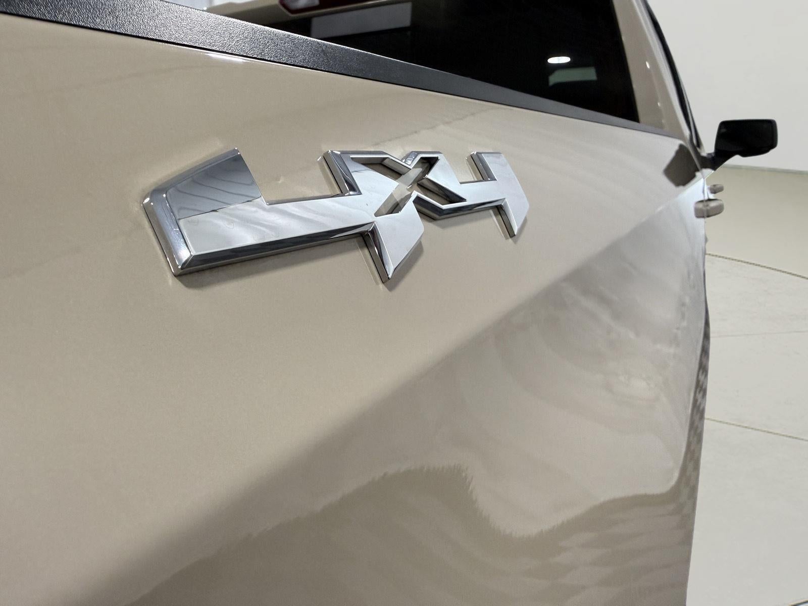 2023 GMC Sierra 1500 4WD Crew Cab Short Box Elevation with 3SB