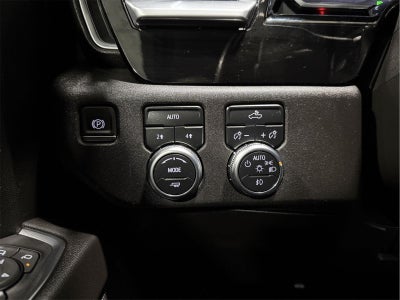 2022 GMC Sierra 1500 4WD Crew Cab Short Box Elevation