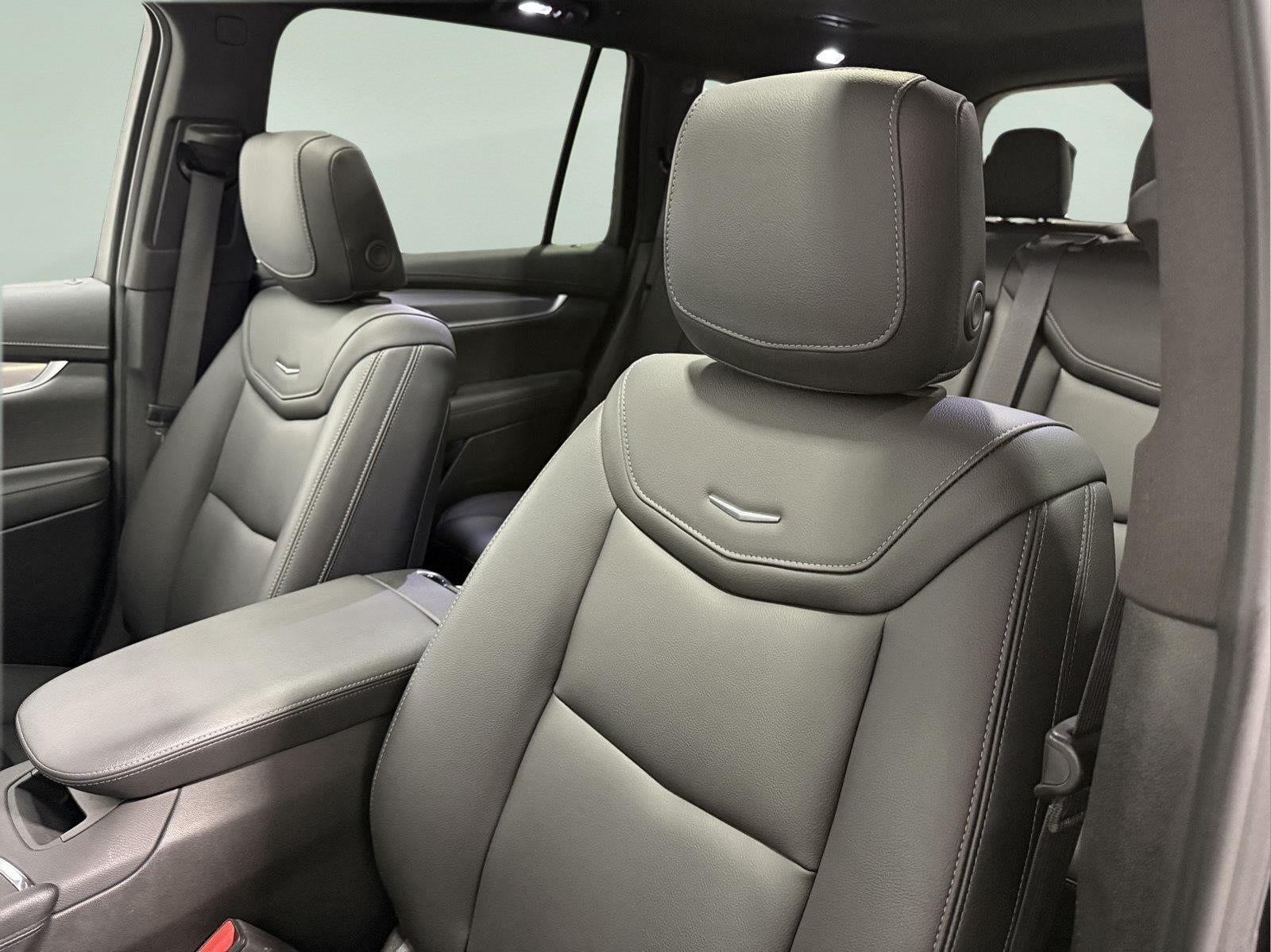2024 Cadillac XT6 Luxury