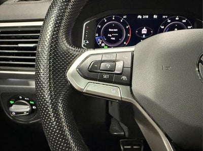 2022 Volkswagen Atlas Cross Sport 3.6L V6 SEL Premium R-Line