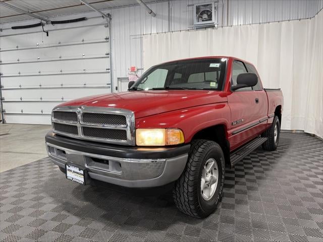 1999 Dodge Ram 1500 2dr Club Cab 139 WB 4WD