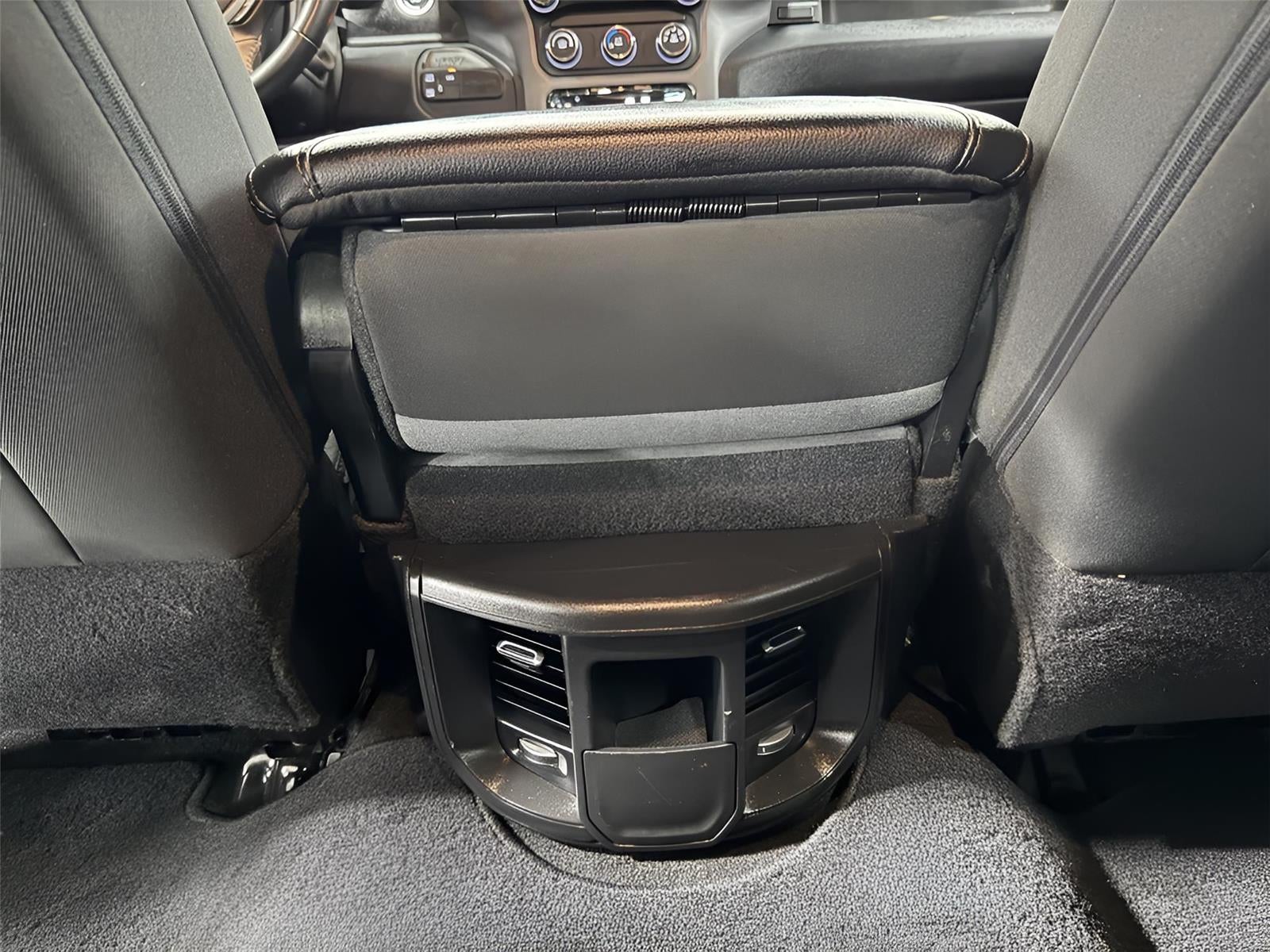 2024 RAM 3500 Big Horn Crew Cab 4x4 8' Box