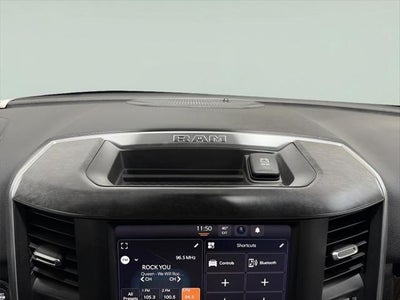 2024 RAM 3500 Big Horn Crew Cab 4x4 8' Box