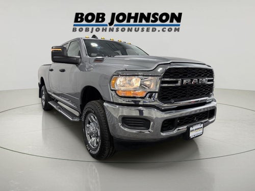 2024 RAM 2500 Tradesman Crew Cab 4x4 6'4' Box