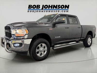 2020 RAM 2500 Big Horn Crew Cab 4x4 6'4' Box