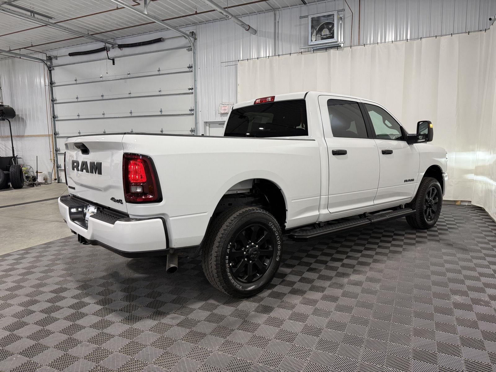 2026 RAM 2500 Big Horn Crew Cab 4x4 6'4' Box