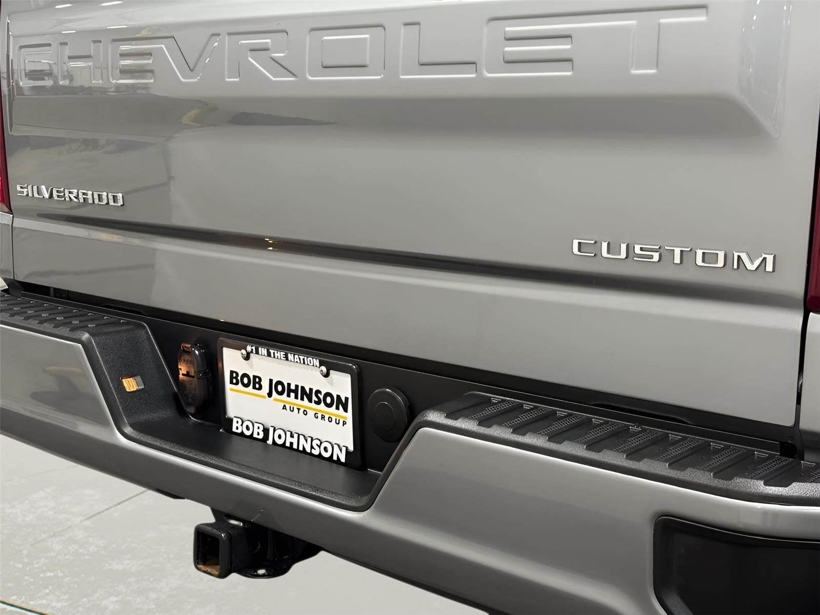 2024 Chevrolet Silverado 1500 4WD Crew Cab Short Bed Custom