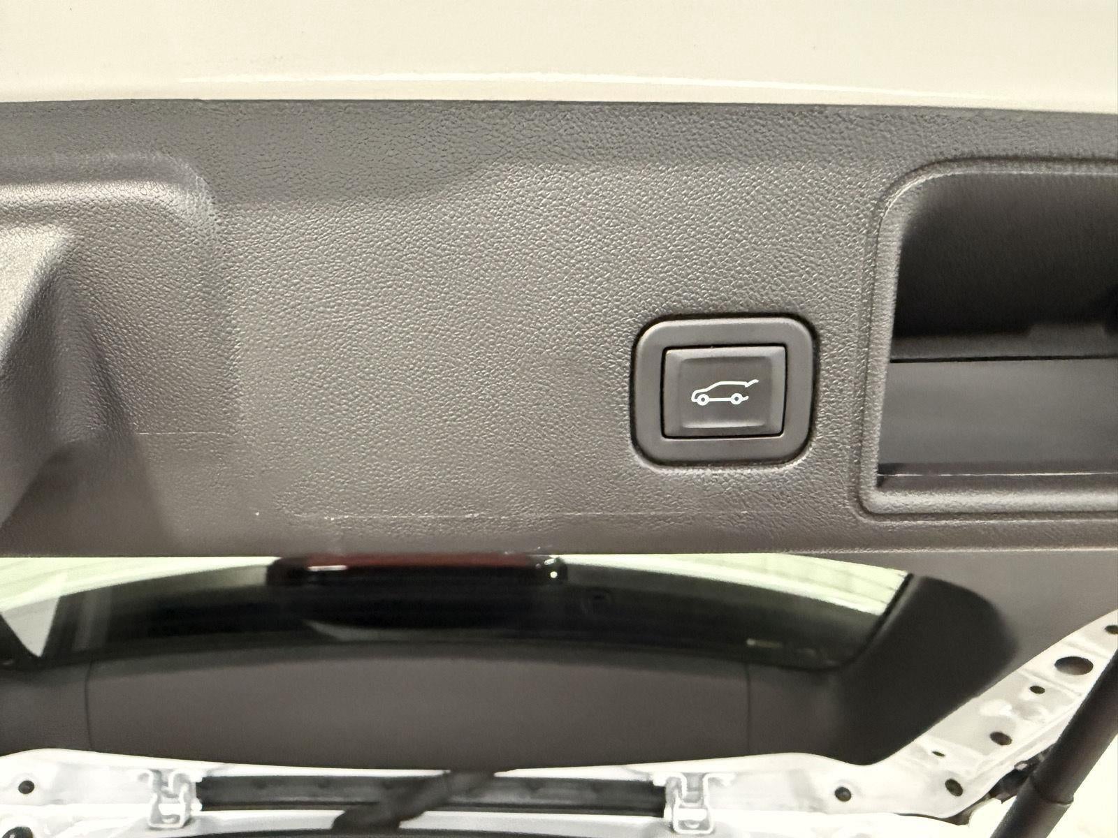 2024 GMC Terrain AWD SLT