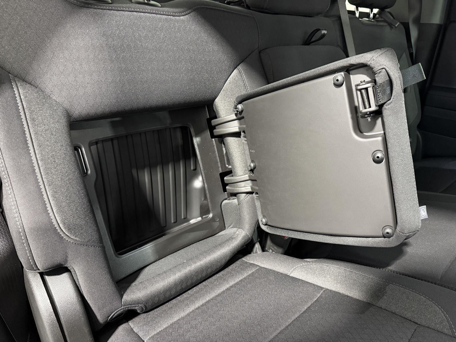 2024 GMC Sierra 1500 4WD Crew Cab Short Box Elevation with 3VL