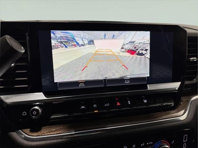 2024 GMC Sierra 1500 4WD Crew Cab Short Box Elevation with 3VL