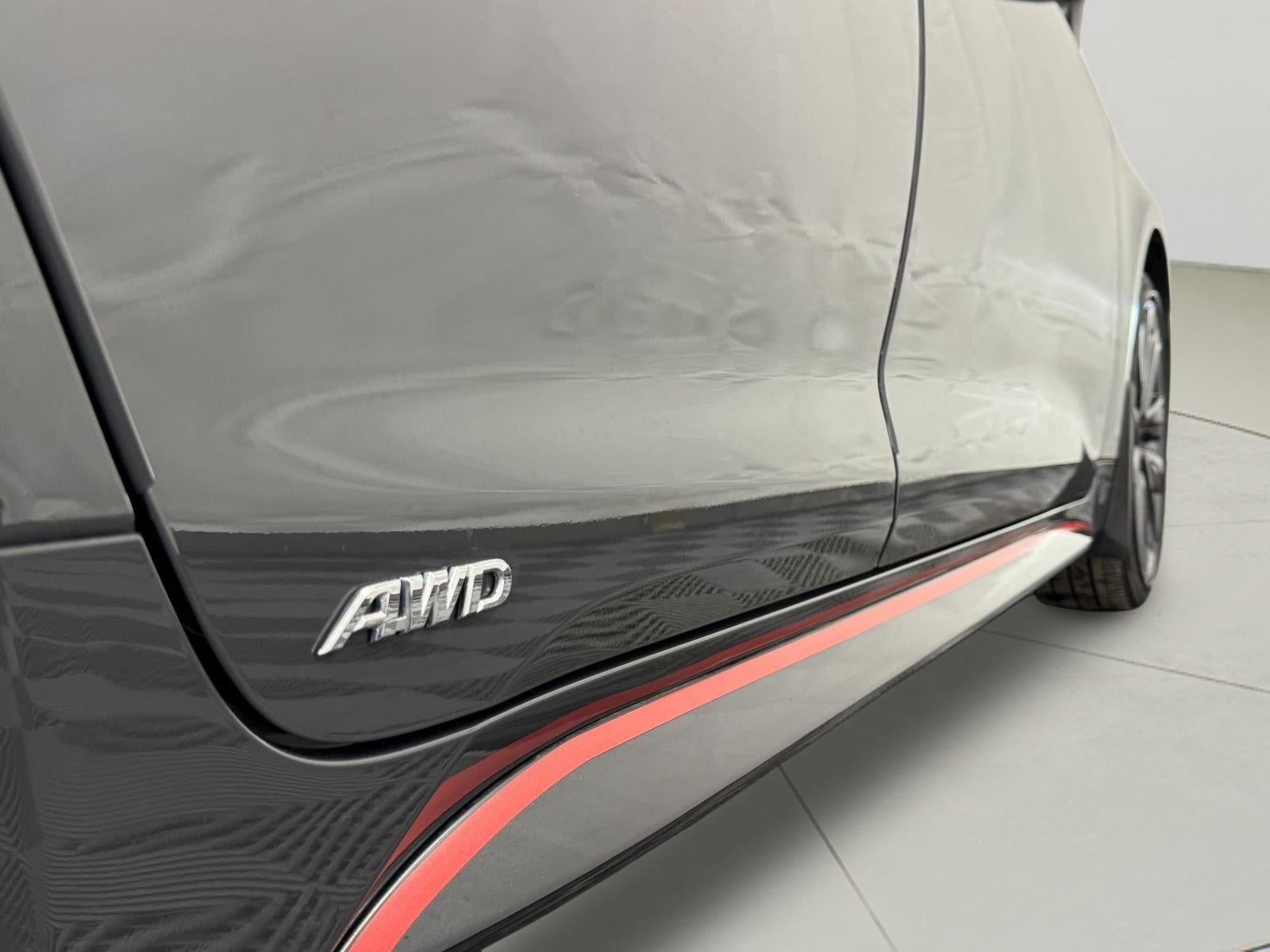 2023 Toyota Corolla Hybrid SE Infrared