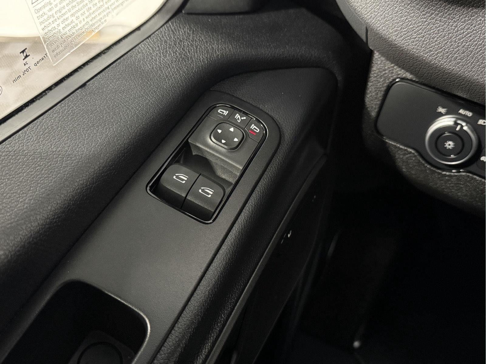 2025 Mercedes-Benz Sprinter 2500 High Roof 4-Cyl Diesel HO