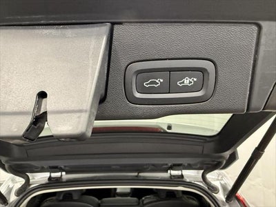 2021 Volvo XC60 T6 Momentum