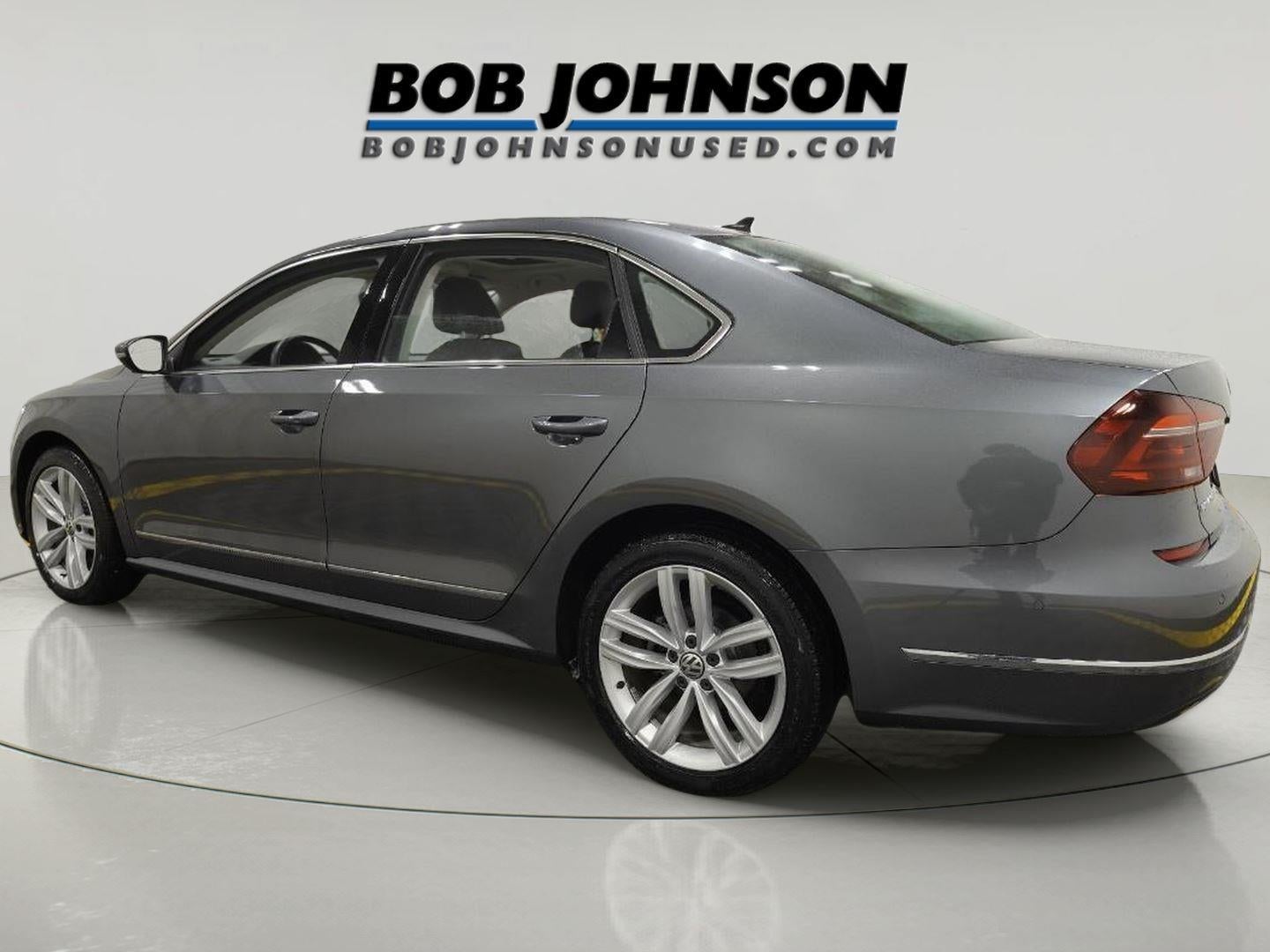 2018 Volkswagen Passat 2.0T SEL Premium