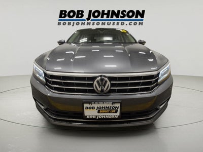 2018 Volkswagen Passat 2.0T SEL Premium
