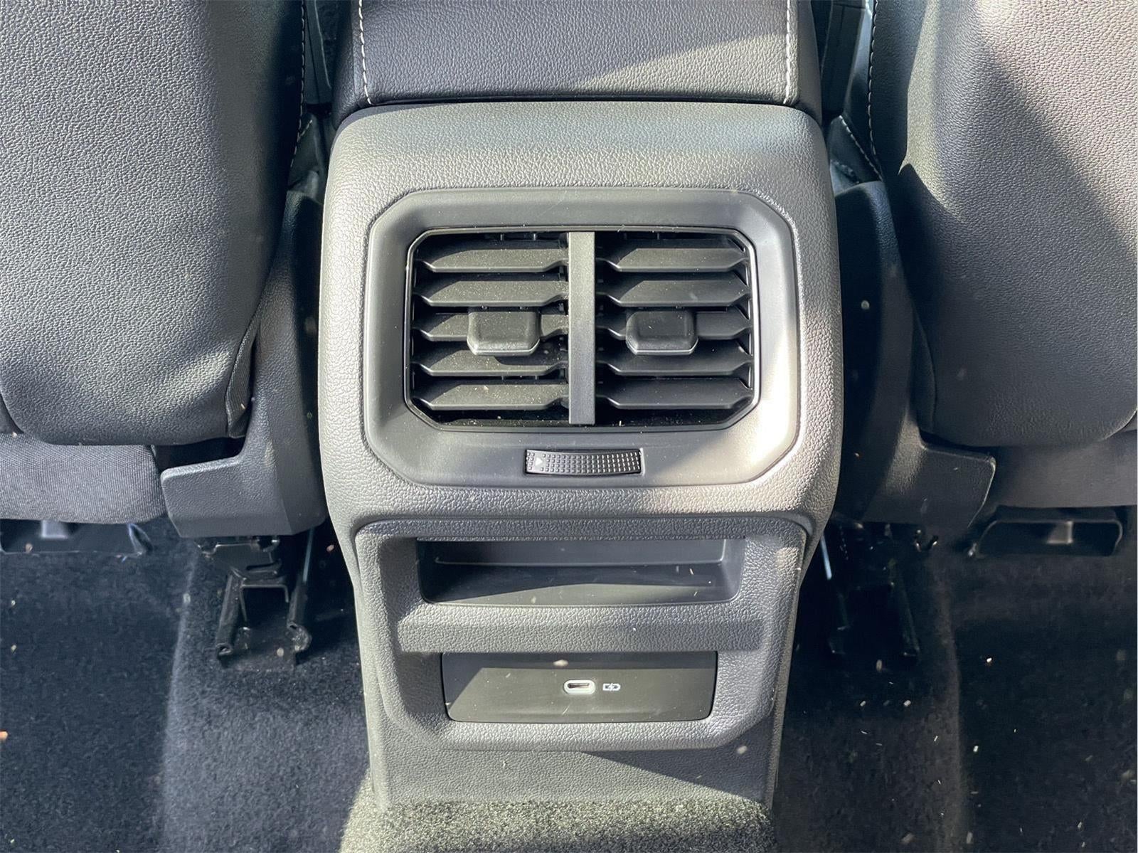2023 Volkswagen Taos SEL