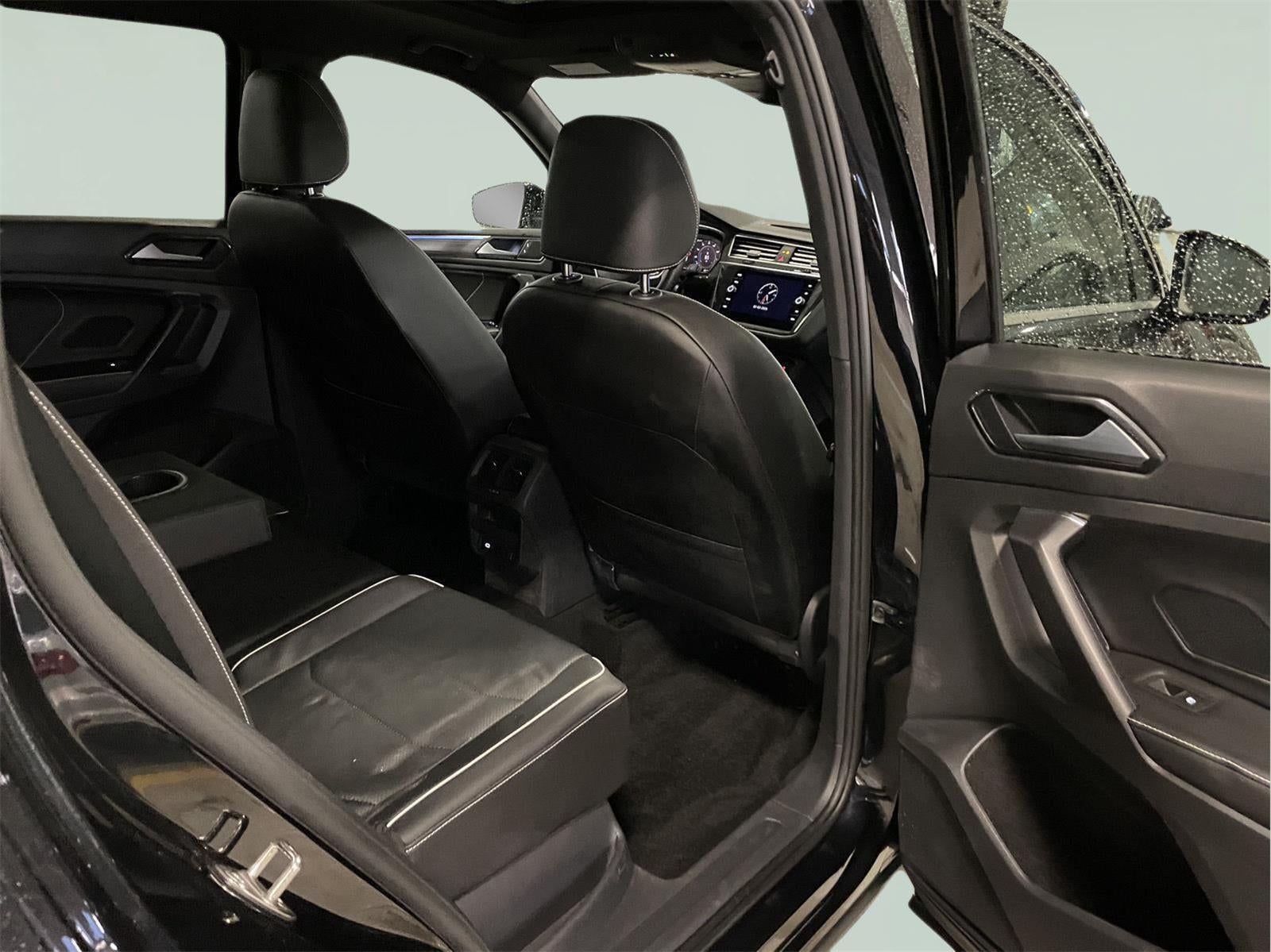 2023 Volkswagen Tiguan SEL R-Line