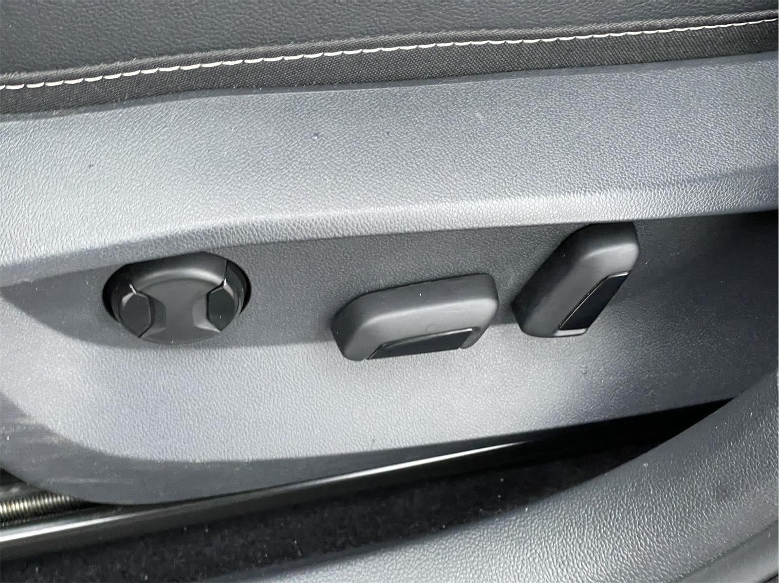 2022 Volkswagen Taos SEL