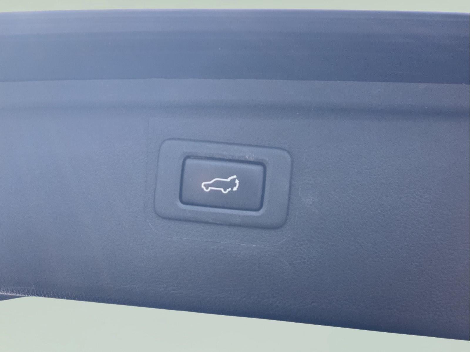 2018 Subaru Outback Premium