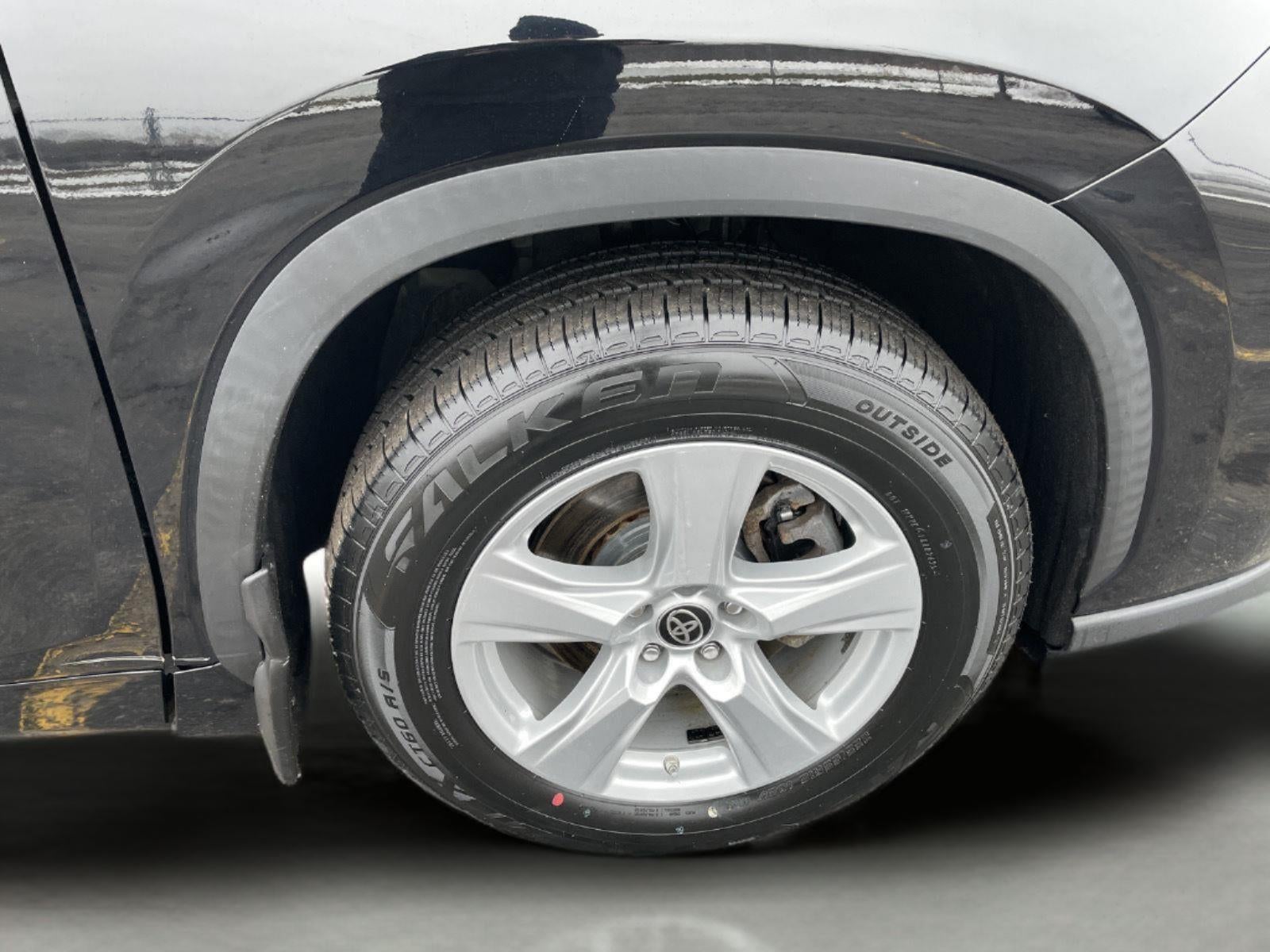 2021 Toyota Highlander LE