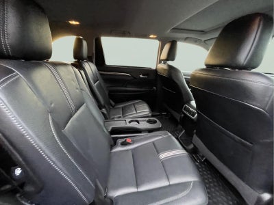 2018 Toyota Highlander SE