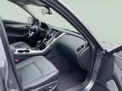 2023 INFINITI Q50 LUXE