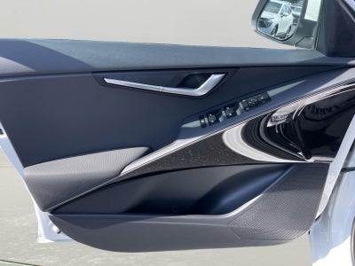 2023 Kia Niro EX