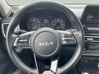 2023 Kia Seltos EX