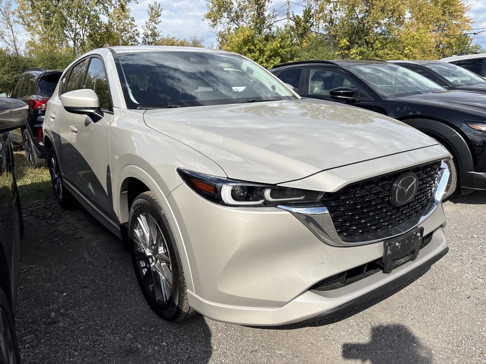 2024 Mazda CX-5 S Premium package